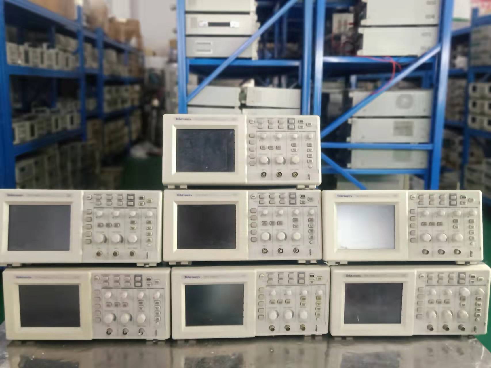 TDS1002 泰克 60MHZ 1GS/S 示波器 TDS1002 泰克60MHZ示波器