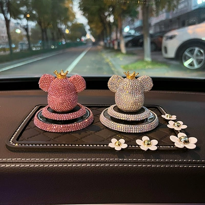 Perfplant seat: creative car accessories