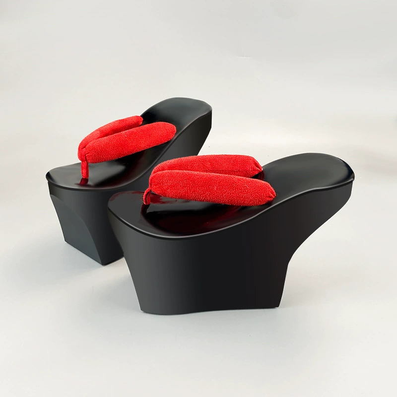 Битва за решающую битву с деревянными сабо