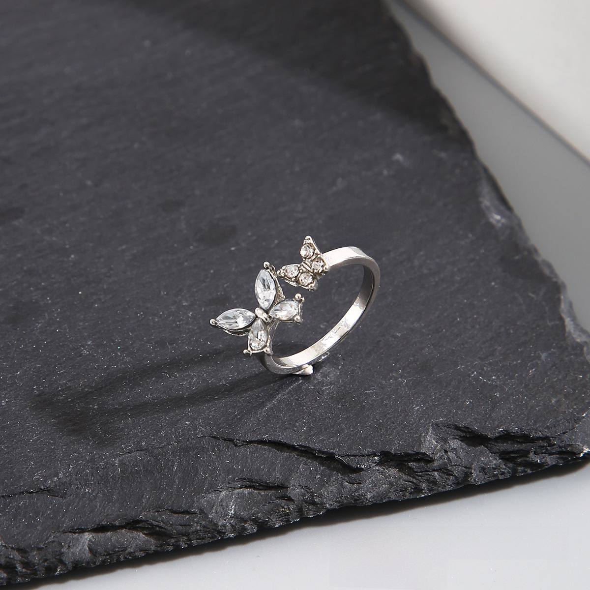 Rosa zirkon bue ring for kvinner i trendy nisje design kald stil pekefinger ring moteriktig personlig ring_voghion.com