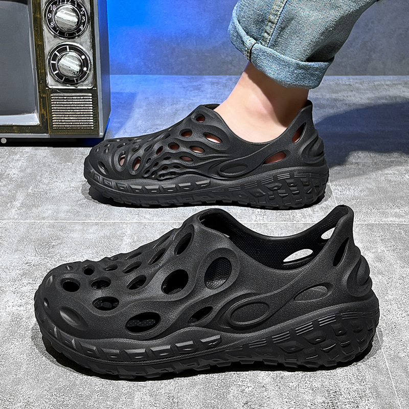 홀 신발 남성 여름 외부 착용 2024 새로운 두꺼운 밑창 미끄럼 방지 운전 스포츠 이중 목적 슬리퍼 남성용 비치 샌들