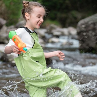 Children's Full-Body One-Piece Wading Pants for Fishing in the Sea, Waterproof Rain Pants, Kindergarten Clothes, Rain Boots, Wading Suits for Boys and Girls