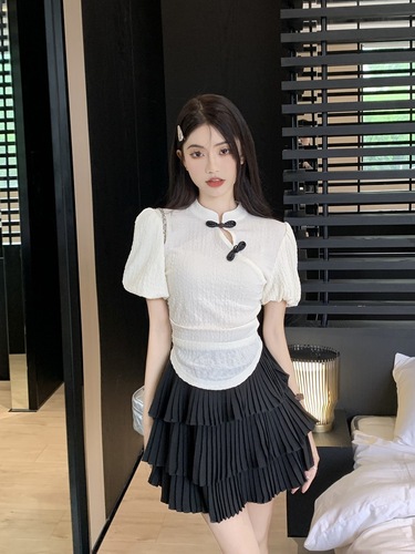 Summer  New Arrival: Design-Savvy, Niche French Bubble Sleeve Short-Sleeve Top + Skirt in Modern Chinese Style