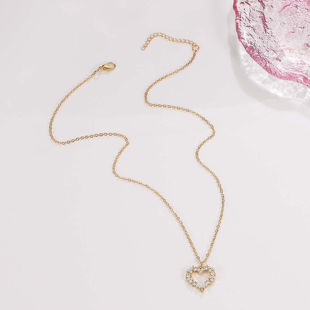 Womenu0027S Luxurious Heart Copper Artificial Pearls Necklace Inlay