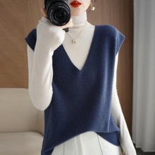 女式针织马甲背心女秋冬新款V领短宽松百搭简约针织打底无袖毛衣