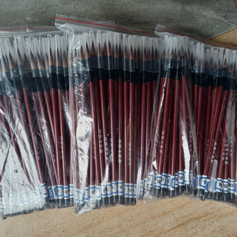 毛笔批发大中小白云点油漆幼儿园人字一次性塑料杆成人练字