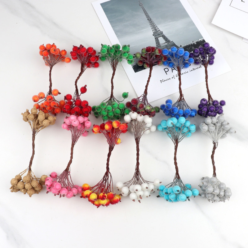 Christmas small berry foam frost pulp small particles Mori girl handmade garland DIY accessories 40 pieces Christmas small berry foam frost pulp small particles Mori girl handmade garland DIY accessories 40 pieces