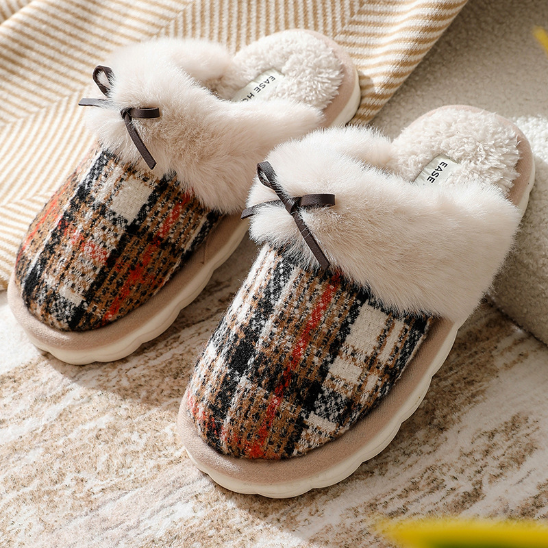 thumbnail image 1 of Zapatillas de algodón para mujer, pantuflas peludas cálidas para el hogar, para uso exterior, antideslizantes, para interiores, medio deslizamiento, invierno, 2024, 1 of 5