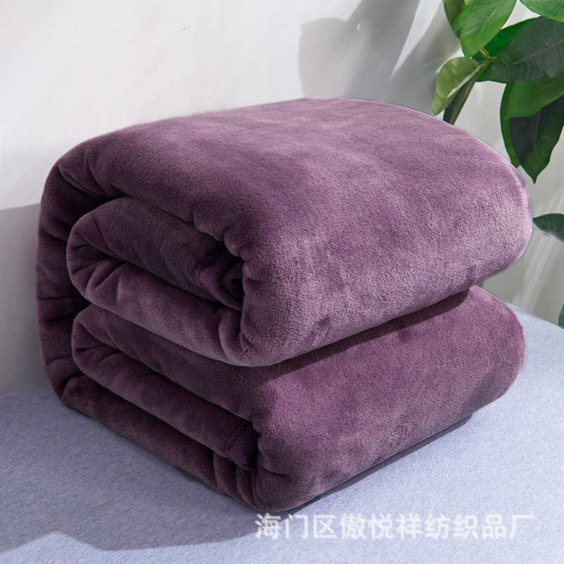 진한 보라색