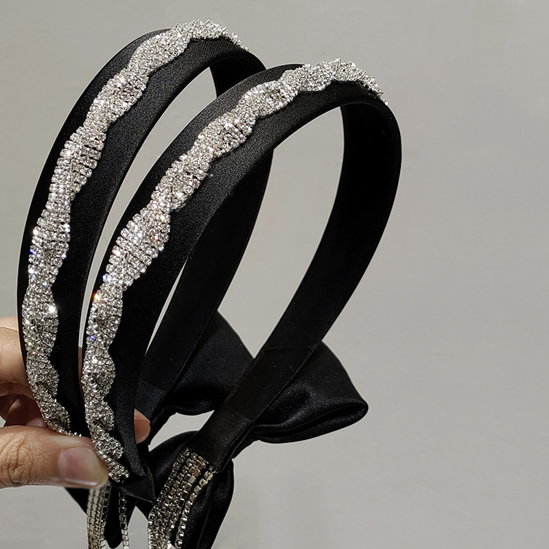 Korean headdress fake earrings diamond shiny twist temperament tassel black bow headbandpicture4