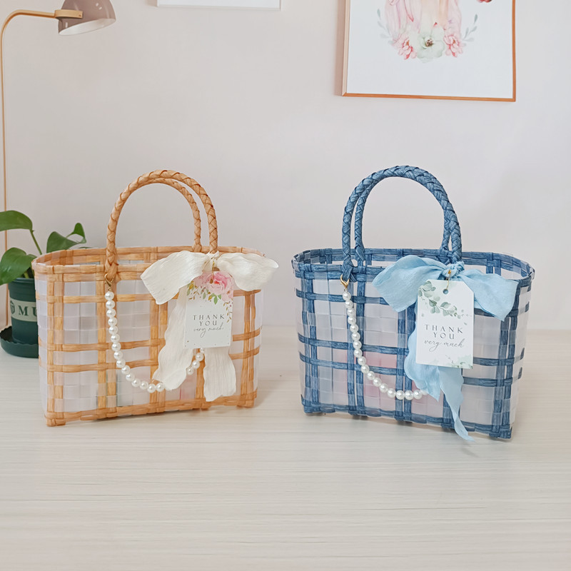 756g Weight Open Closure Type Double Handle Strap Type Handbag Bags Type Holiday, Travel Occasion PVC Material Plaid Pattern All Seasons Season Women's Gender Cute, Vacation Style Square Shape Large Size Women's Cute Vacation Plaid PVC Shopping Bags 31
