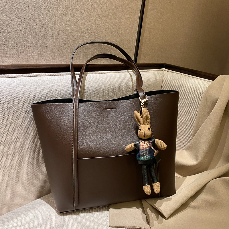 Bolsa de gran capacidad simple para mujeres 2022 otoño y invierno nueva moda universitaria bolsa de hombro bolsa de mano bolsa de mano