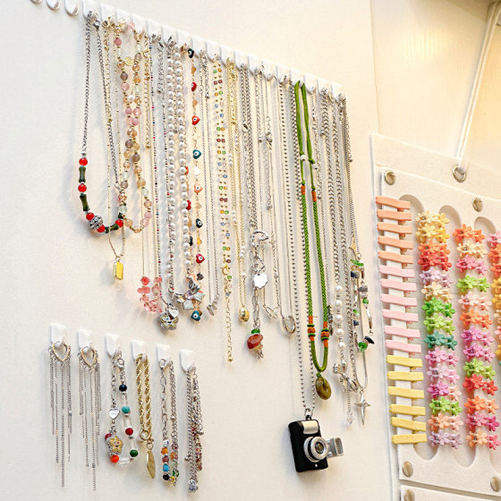 Small Hook Mini One Row of Traceless Cabinet Door Mirror Cabinet Door Necklace Hair Ring Non-Punching Internet Red Row Car Hook
