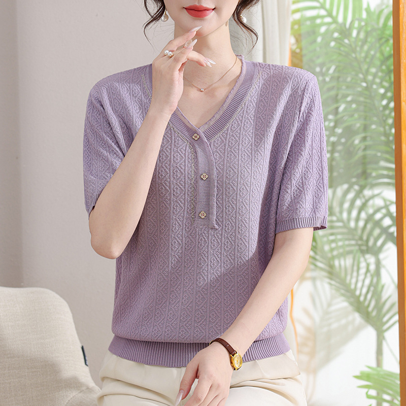 Mom's Summer V-Neck Ice Silk Short-Sleeve Knit Top for Middle-Aged and Elderly Women, Loose and Thin Summer T-Shirt for Mother's Day