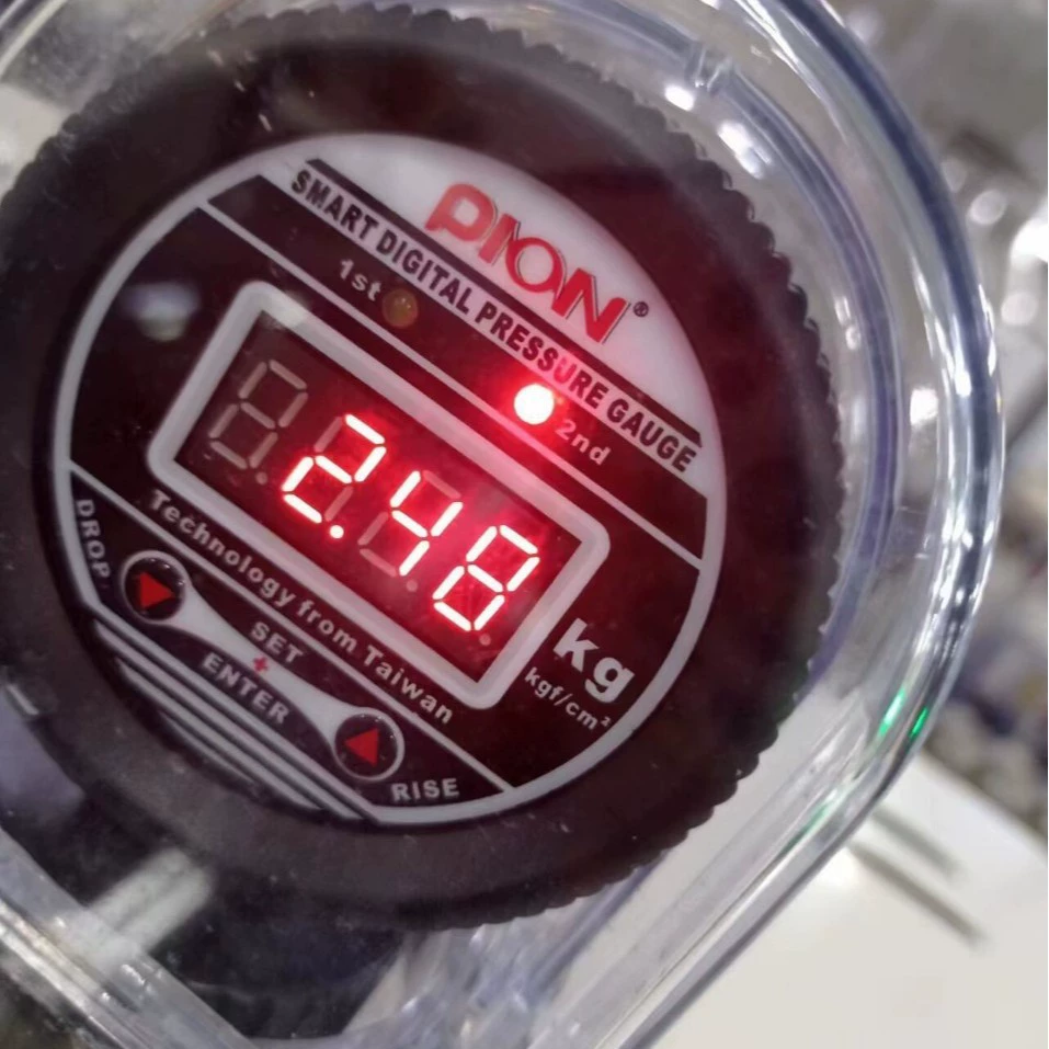 Обычная обработка прецизионный инструмент давления Манометр из нержавеющей стали манометр радиальный ударопрочный манометр для наполнения масла