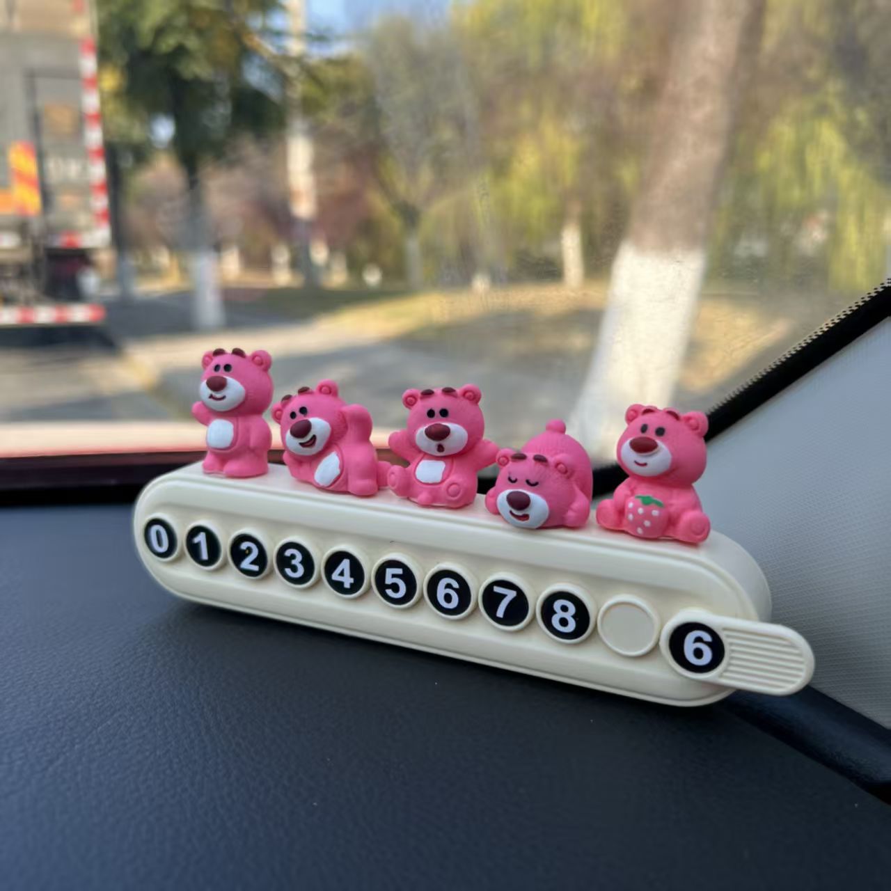 Car cute strawberry bear resin accessories ornaments diy jewelry number plate temporary parking plate creative moving license plate
