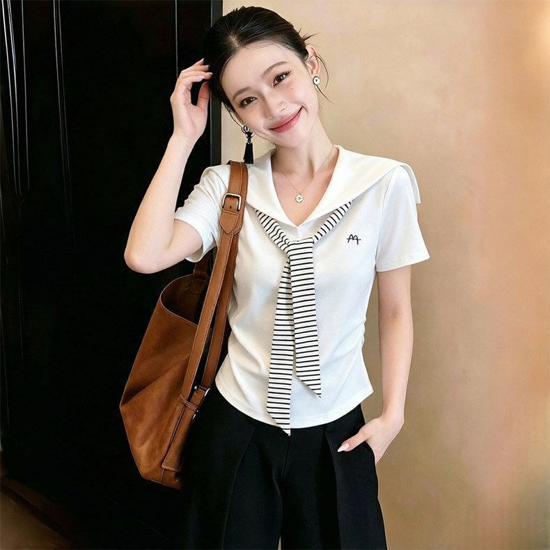 Fake Two-Piece Navy Collar Short-Sleeve T-Shirt for Women, Summer 2026 New Stylish Fashion Top for Petite Figures, Short Style