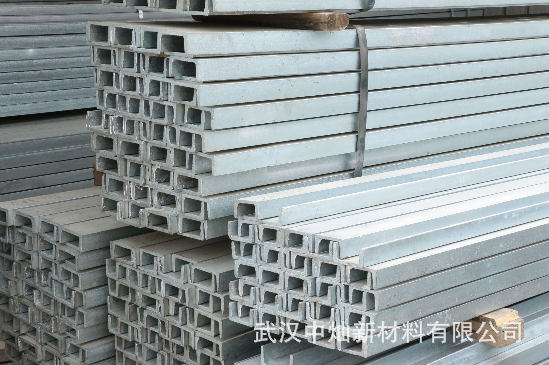 荆门地区镀锌槽钢 工字钢 可开平零切 欢迎来电咨询