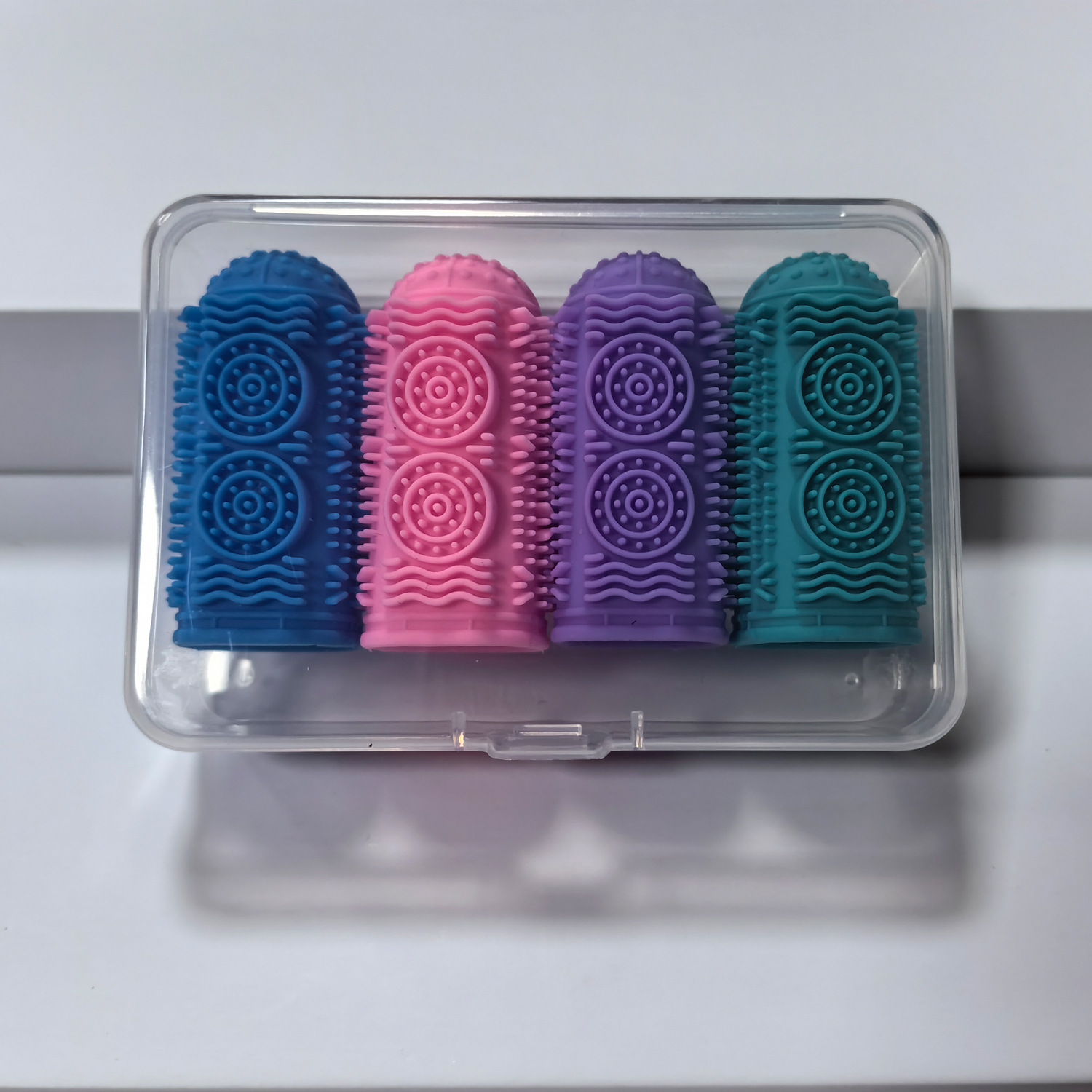 4 의 완전한 세트 [박스]