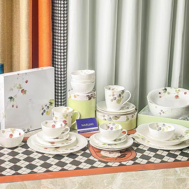 Japanese NARUMI Minghai Lucy Garden Coffee Cup Bone China Pair Cup Bowl Plate Pastoral Style Home Set Gift Box