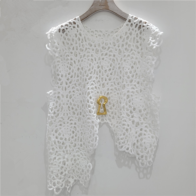 2026 verano nuevo estilo francés nicho lujo ligero hueco gancho de flores cuello redondo sin mangas chaleco de flores chaqueta mujer image 3