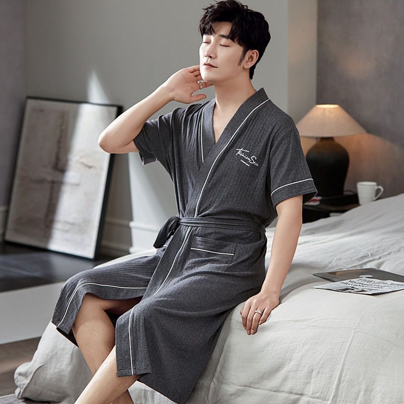 Verano de los hombres de algodón de manga corta delgada de estilo japonés de media longitud de los hombres más tamaño Albornoz pijamas de verano