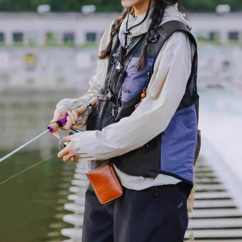 Fashionable Brand Sleeveless Tactical Workwear Outdoor Vest for Men and Women Casual Running Fishing Vest Jacket Functional Flap Pocket Pants Vest Fashionable Brand Sleeveless Tactical Workwear Outdoor Vest for Men and Women Casual Running Fishing Vest Jacket Functional Flap Pocket Pants Vest