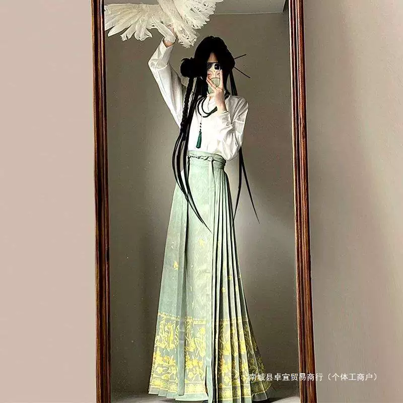 Оригинальный Hanfu для женщин: юбка Mamian в национальном стиле для похудения в стиле династии Мин, новая китайская юбка для повседневной носки весной, летом и осенью, тонкая версия.