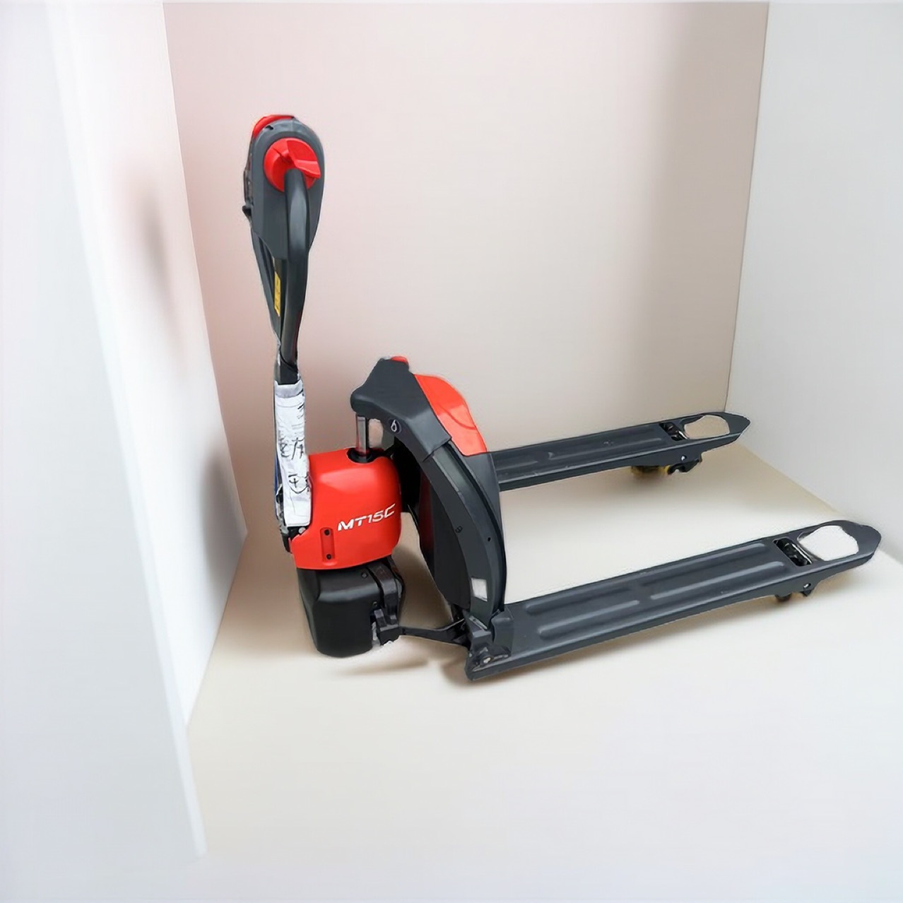 林德叉车全电动德国进口品牌林德全电动搬运车1.5吨MT15C