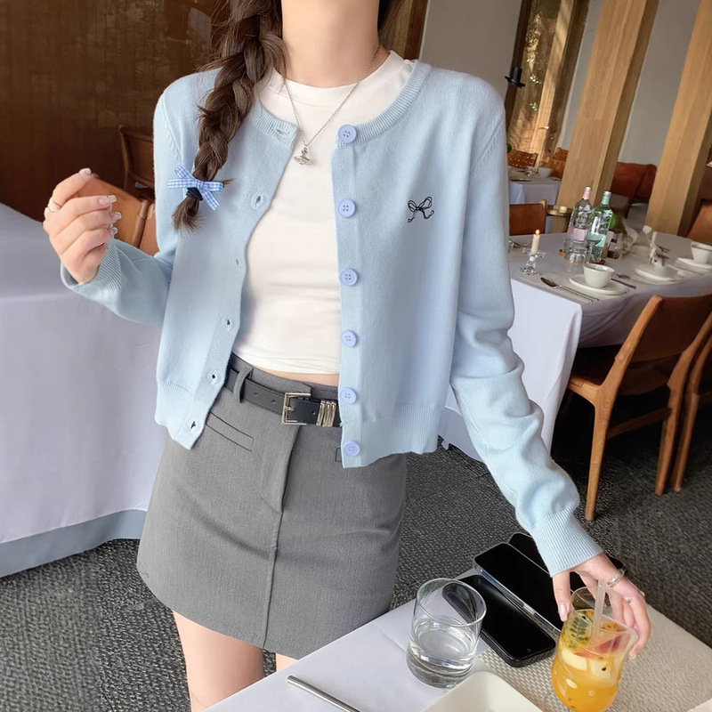 Cardigan Thin Early Autumn New Embroidered Short Knitwear Knitted Sweater Jacket Long-Sleeved Top Black One Size Fits All Cardigan Thin Early Autumn New Embroidered Short Knitwear Knitted Sweater Jacket Long-Sleeved Top Black One Size Fits All