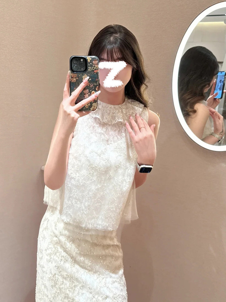 Bộ hai mảnh thêu ren đính cườm mùa hè, áo vest ngắn và chân váy thêu đính cườm M4034 — Áo, Váy nửa