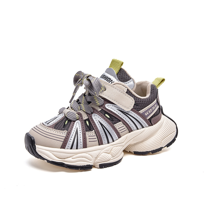 Zapatos deportivos para niños 2026 primavera nuevo tipo de zapatos de running de suela suave para niños zapatos transpirables de papá zapatos de estudiantes en stock