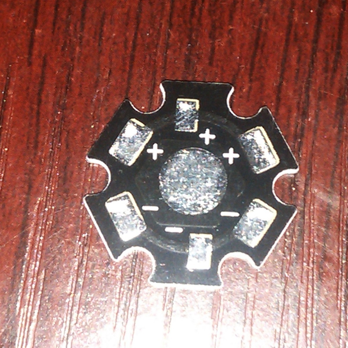 批发六角梅花铝基板设计抄板厂家铝基板灯珠灯条充电宝电路板定制