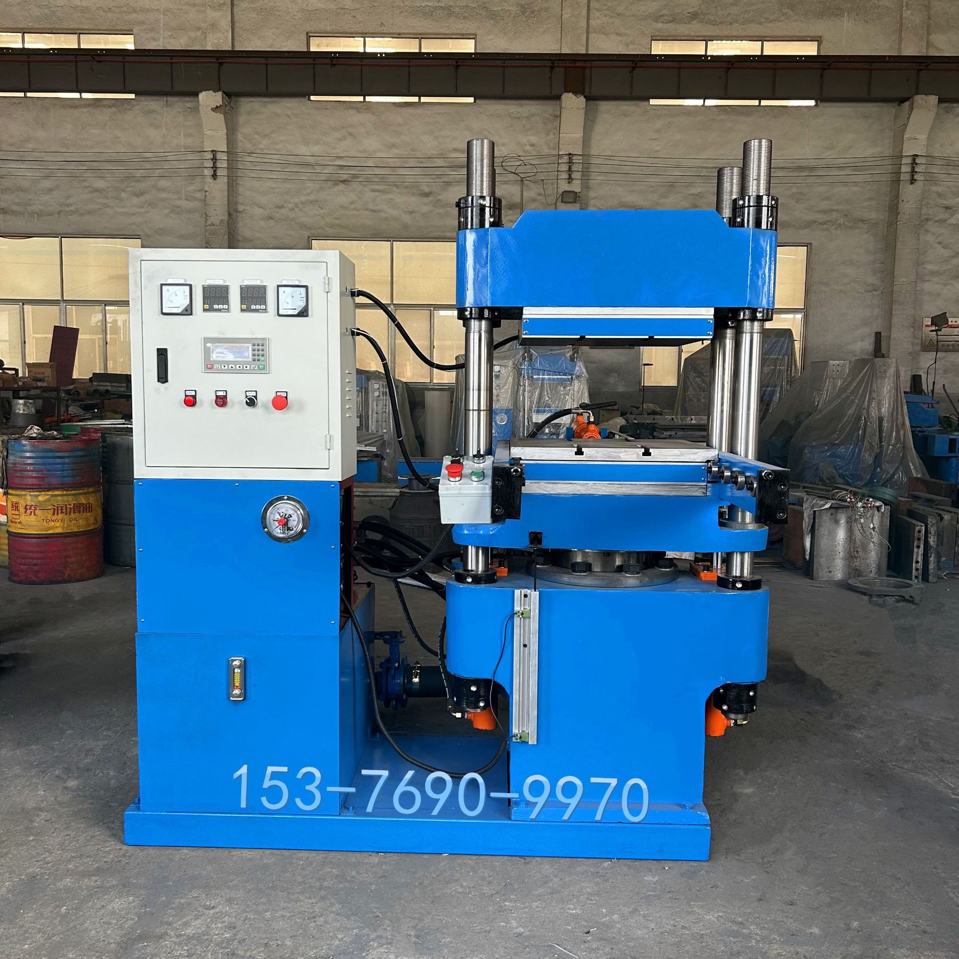 100吨PLC文本全自动热板500X500mm 四柱式推拉硫化机青岛实体厂家