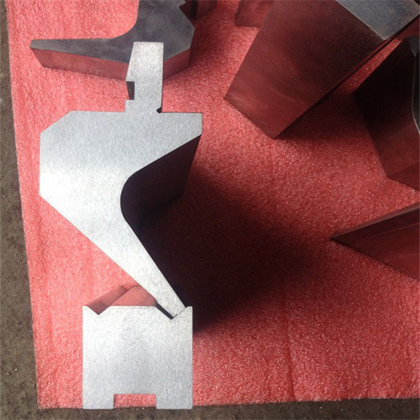 阿玛达数控折弯机模具，米路加模具，通快模具，爱克亚威金方圆梁