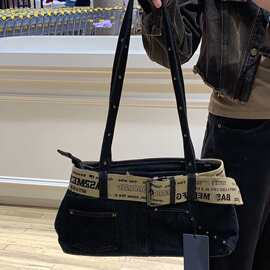 复古简约百搭单肩包时尚女大容量托特包字母印花腰带装饰单肩包包