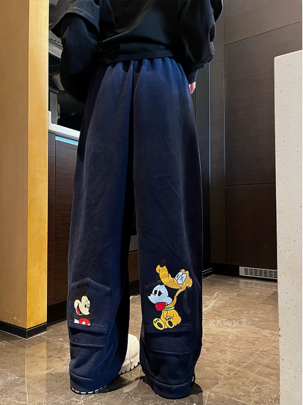 【现货】可爱甜趣卡通米奇加绒卫裤女秋冬季2025新款宽松直筒阔腿