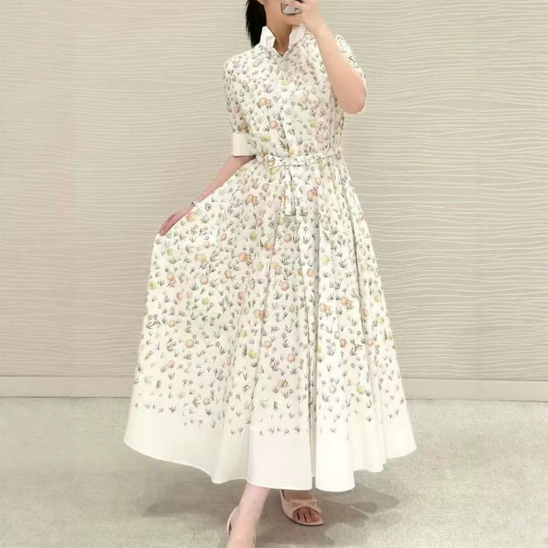 French-Style Elegant Lady Floral Shirt-Collar Dress for Women, Summer 2026 New Model, Waist-Cinching, Slimming, Figure-Flattering, Long Skirt with a Large Hem French-Style Elegant Lady Floral Shirt-Collar Dress for Women, Summer 2026 New Model, Waist-Cinching, Slimming, Figure-Flattering, Long Skirt with a Large Hem