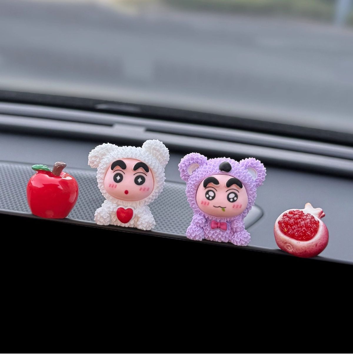 Car Dashboard Decoration Crayon Shin-Chan Car Interior Decoration 2026 Trendy New Cute Female Model
