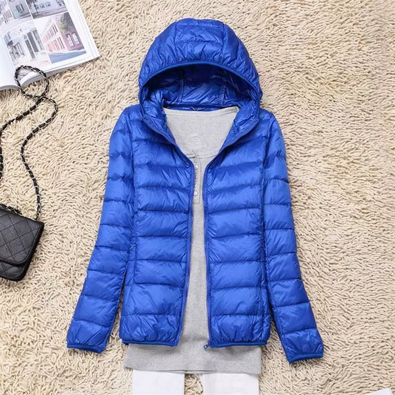 Легкая пуховая куртка с хлопковой подкладкой, женская короткая куртка с капюшоном, Новинка осени/зимы 2022, приталенное тонкое женское легкое пальто больших размеров