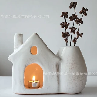 欧美定制发光圣诞陶瓷村庄装饰摆件白色发光房子和花瓶圣诞节假雪
