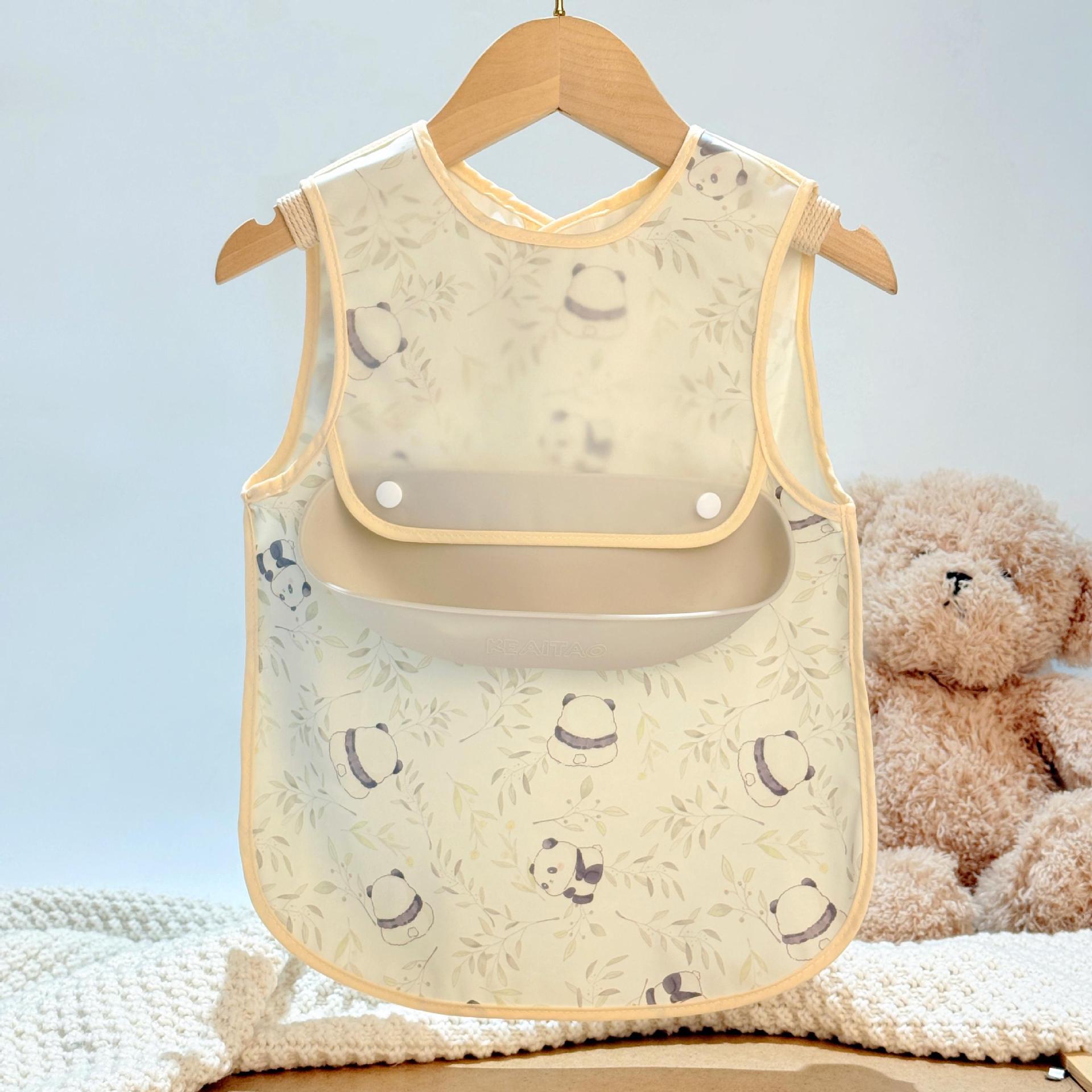 Children's waterproof eating bib for baby sleevless