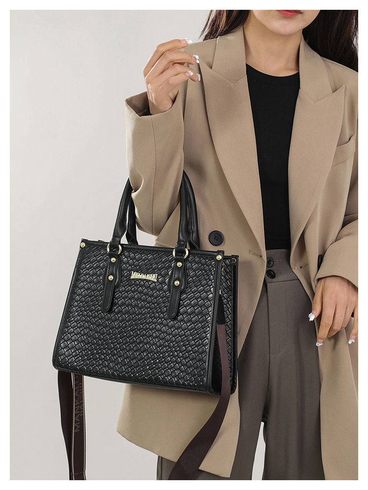 Girls' Practical Advanced Bag Large Capacity Fashion Versatile PU Temperament Black Urban Simple One Shoulder Crossbody_voghion.com