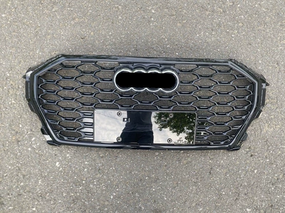 Suitable for Audi Q3 Grille Models 19, 20, 21, 22, 23, Q3 Sportback Coupe Model Grille Radiator Cover (Zhongwang) - q3sportback-all-black-silver-label-mid-grid