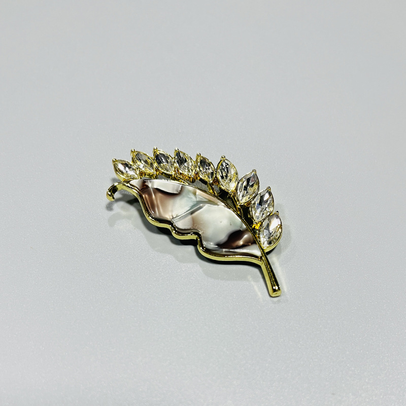 金属别针7626344.jpg