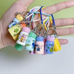 ミニケトル魔法瓶カップペンダントかわいいシミュレーション diy 水カップ漫画キーチェーンスクールバッグバッグドールハウスペンダント