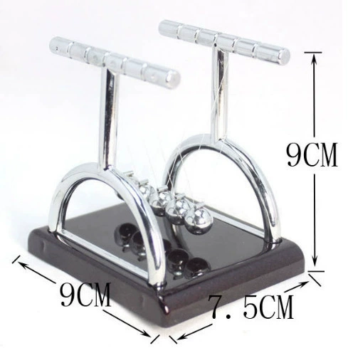 Newton's Cradle Desk Toy — Pendulum Ball Desktop Ornament, Metal Frame, 9×7.5×9.5 cm