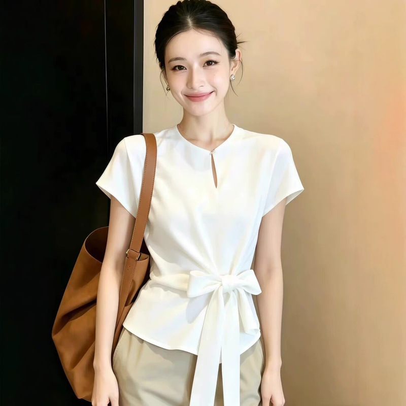 Brother's Boutique Quality Summer New White Lace-Up Waist-Cinching Bow Shirt Top, Age-Reducing Versatile Blouse for Women Brother's Boutique Quality Summer New White Lace-Up Waist-Cinching Bow Shirt Top, Age-Reducing Versatile Blouse for Women
