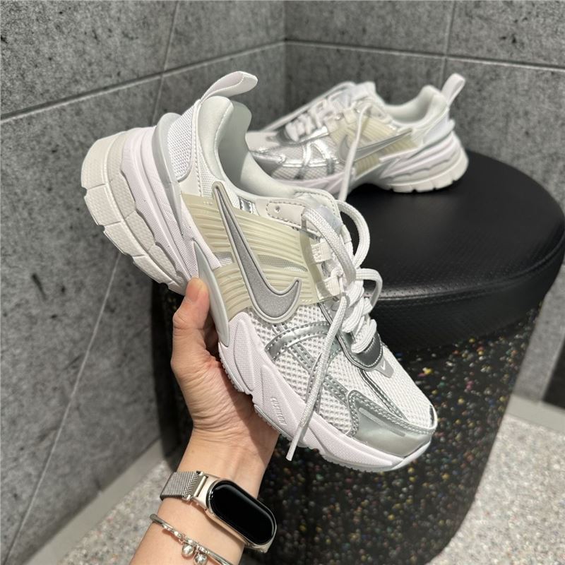 Chunyuan V2K Fashion Run Silver White Non-Slip Versatile Men's and Women's Low-Top Casual Sports Running Shoes Fd0736-104
