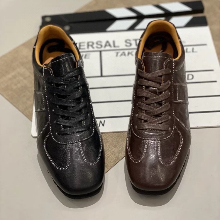 Giày sneaker nữ chunky đế dày da cừu tăng chiều cao 2025 — màu đen